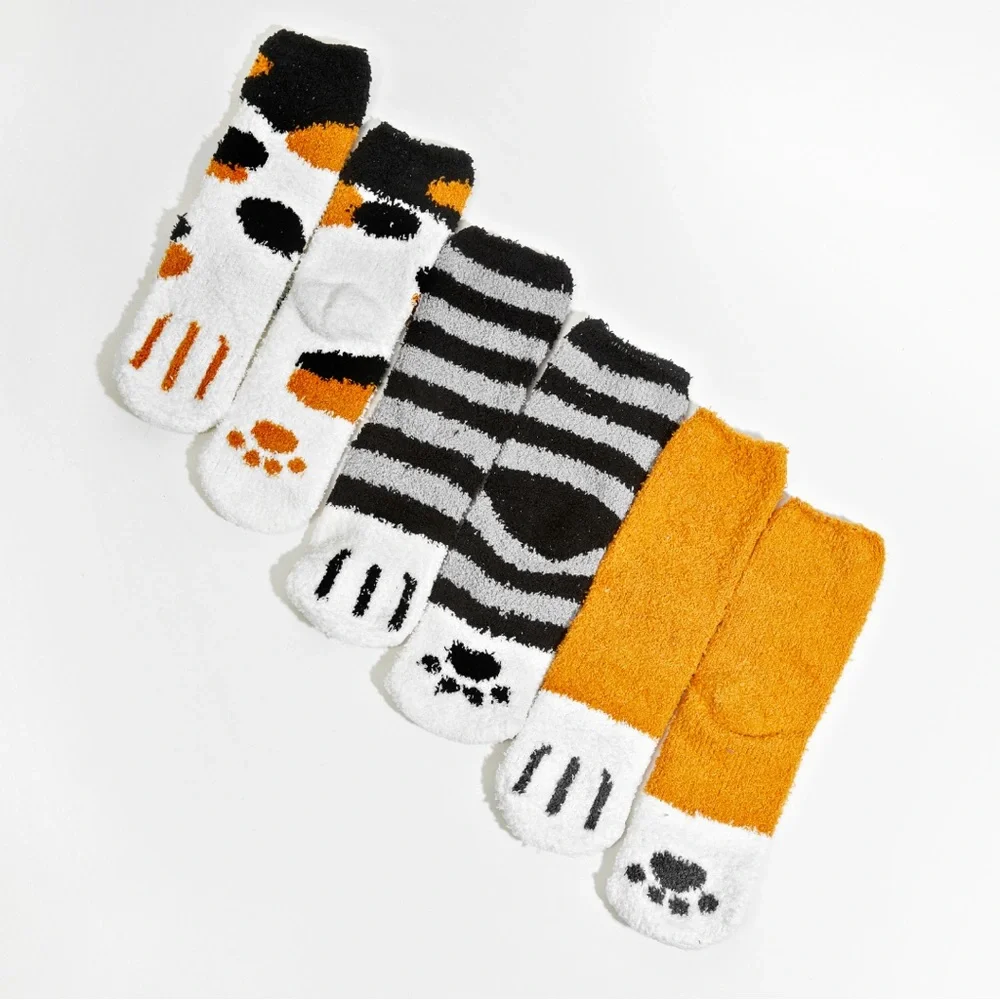 Fuzzy Cat Paw Socks Set - Black, Orange, White - Picture 6 of 6